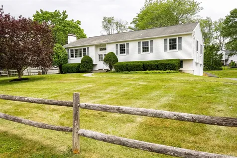 5 Millbank Road Poughkeepsie NY 12603