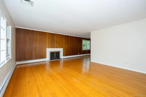 5 Millbank Road Poughkeepsie NY 12603