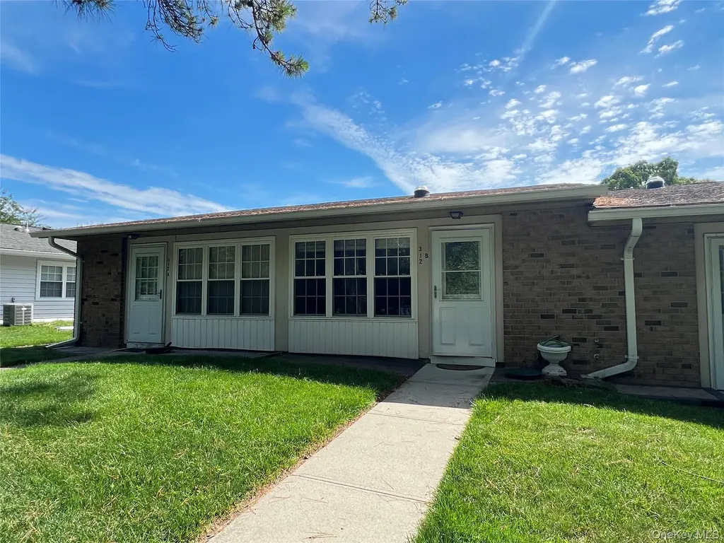 312 Woodbridge Drive Ridge NY 11961