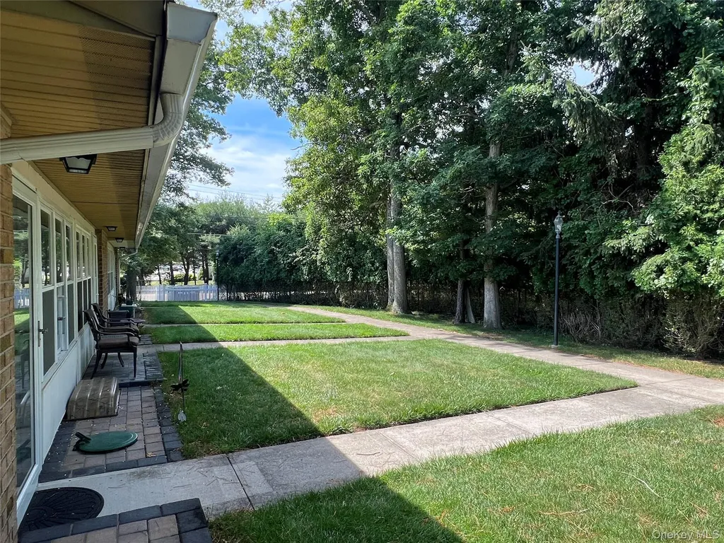 312 Woodbridge Drive Ridge NY 11961
