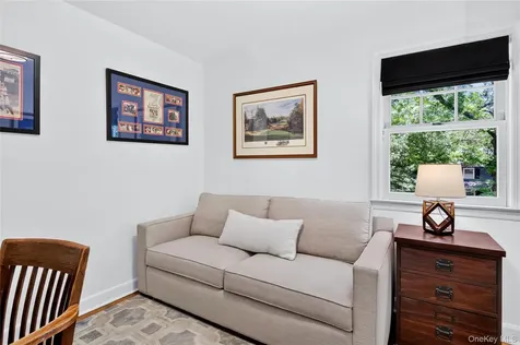77 Brookside Drive Manhasset NY 11030