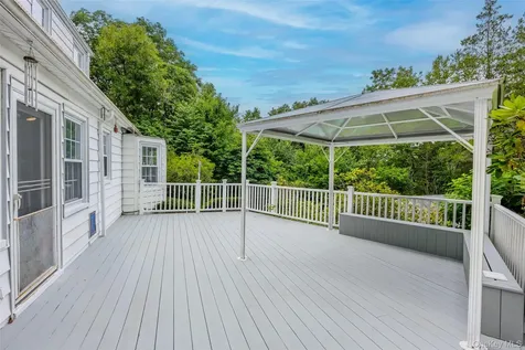 25 Sugar Toms Ridge East Norwich NY 11732