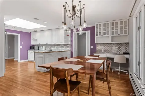 18 Hickman Street Syosset NY 11791