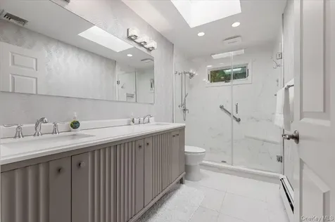 18 Hickman Street Syosset NY 11791