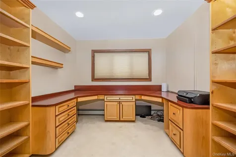 145 Washington Street Farmingdale NY 11735
