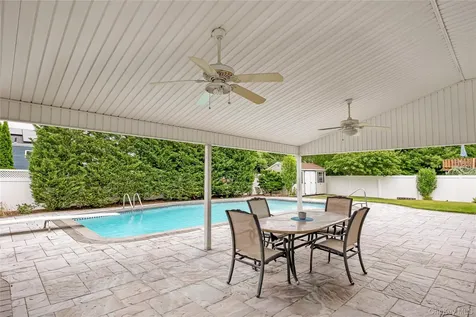 145 Washington Street Farmingdale NY 11735