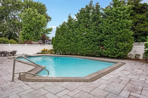 145 Washington Street Farmingdale NY 11735