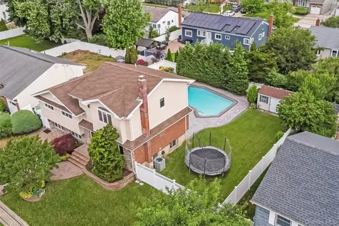 145 Washington Street Farmingdale NY 11735