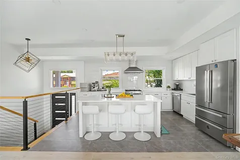 20 Russell Park Road Syosset NY 11791