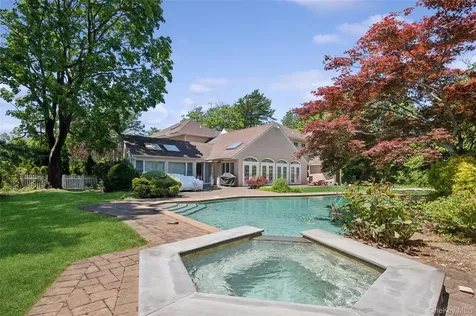 1319 Auerbach Avenue Hewlett Harbor NY 11557