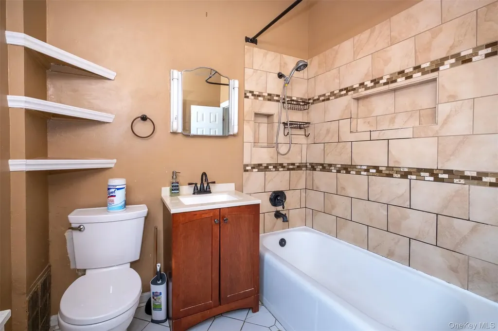 124-128 W Lincoln Avenue Mount Vernon NY 10550