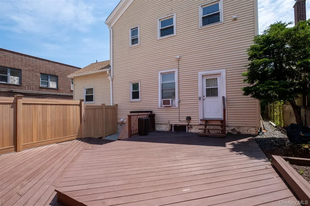 124-128 W Lincoln Avenue Mount Vernon NY 10550