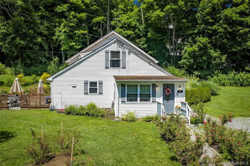 35 Gobblers Knob Road Pawling NY 12564