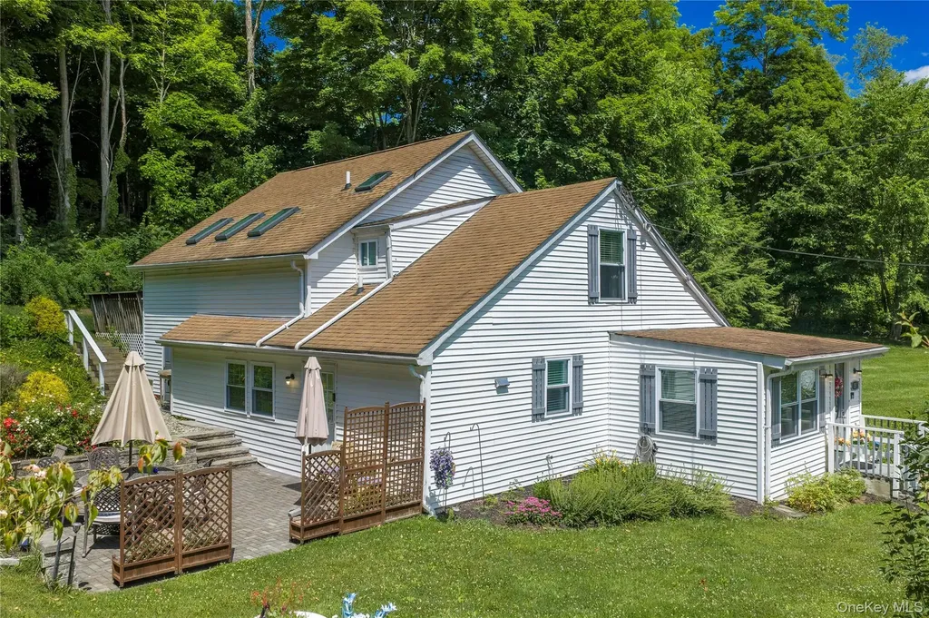 35 Gobblers Knob Road Pawling NY 12564