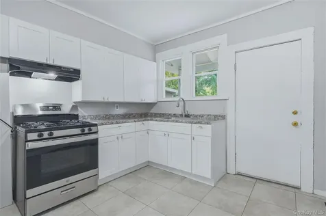70 Vandeusen Street Kingston NY 12401