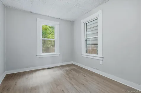 70 Vandeusen Street Kingston NY 12401