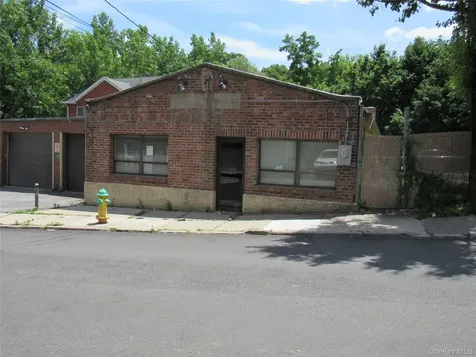 32 Aqueduct Street Ossining NY 10562