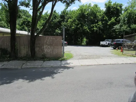 32 Aqueduct Street Ossining NY 10562