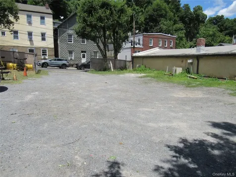 32 Aqueduct Street Ossining NY 10562
