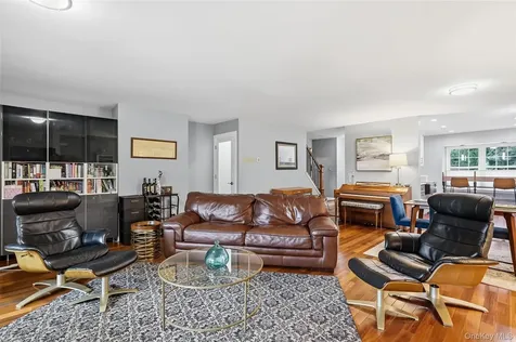 4 Cumberland Court Peekskill NY 10566