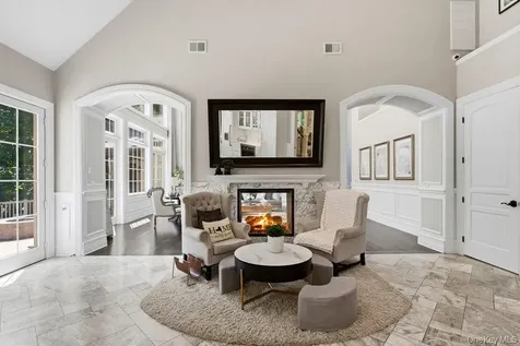 5 Buckingham Court Muttontown NY 11791