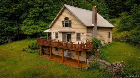 385 Sundown Road Grahamsville NY 12740