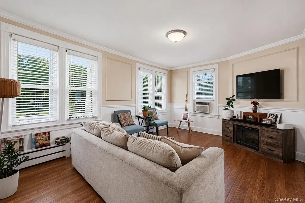 29 Saint Joseph Street New Rochelle NY 10805