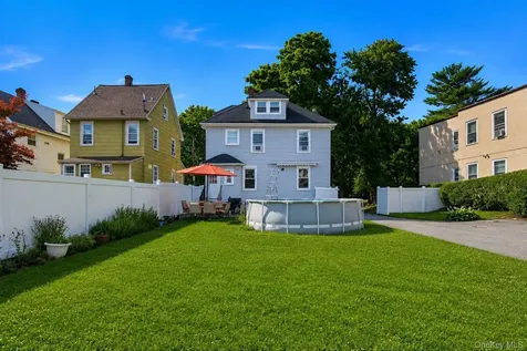29 Saint Joseph Street New Rochelle NY 10805