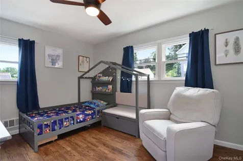 119 Candlewood Drive Yonkers NY 10710
