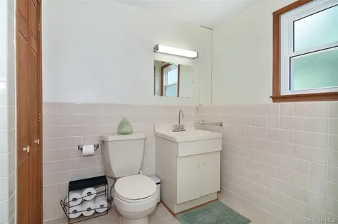 119 Candlewood Drive Yonkers NY 10710