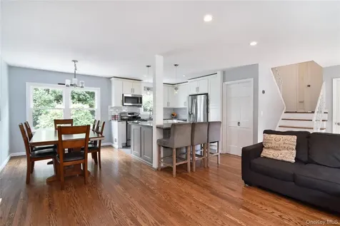 119 Candlewood Drive Yonkers NY 10710