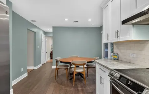 40 Pittoni Drive Commack NY 11725