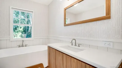 149 Accabonac Road East Hampton NY 11937