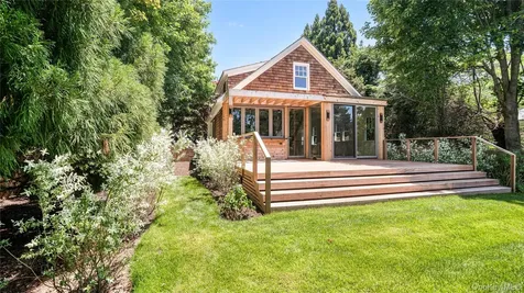 149 Accabonac Road East Hampton NY 11937