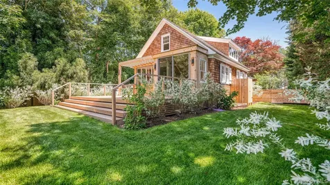 149 Accabonac Road East Hampton NY 11937
