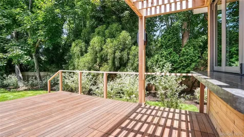 149 Accabonac Road East Hampton NY 11937