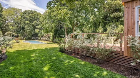 149 Accabonac Road East Hampton NY 11937