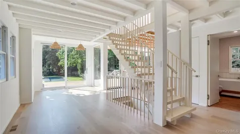 149 Accabonac Road East Hampton NY 11937
