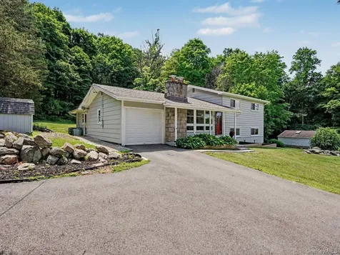 11 Leona Drive Brewster NY 10509