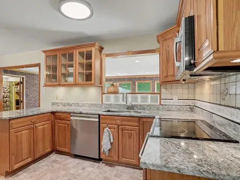 11 Leona Drive Brewster NY 10509