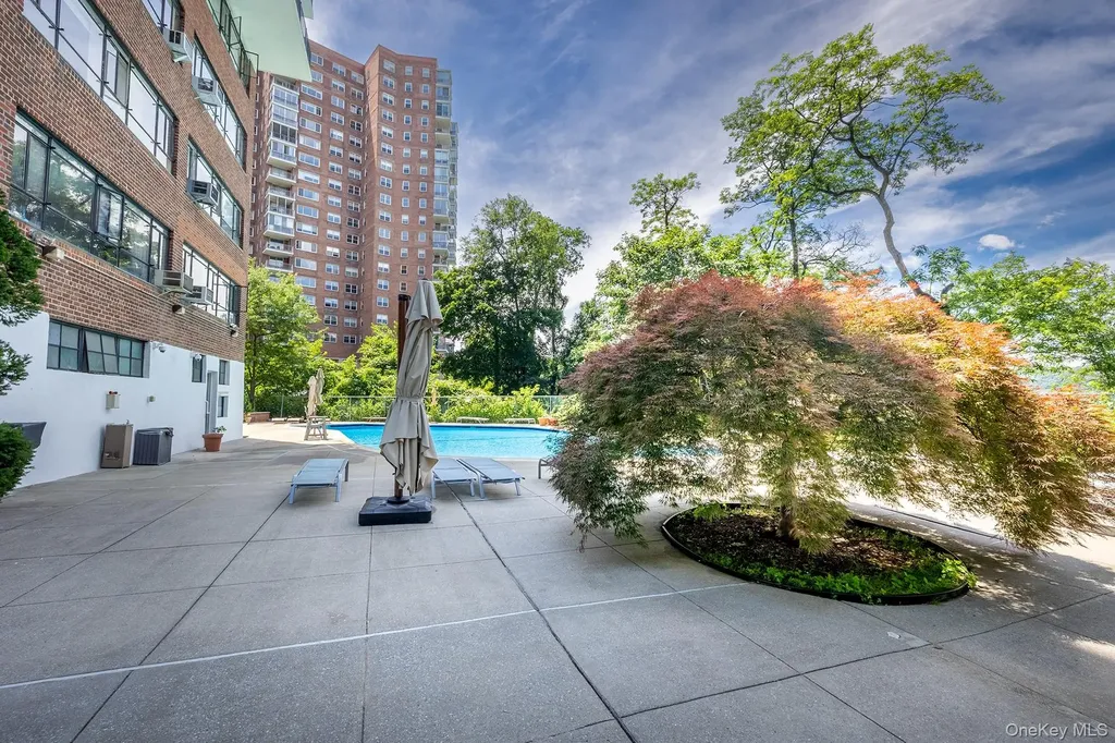 2727 Palisade Avenue Bronx NY 10463