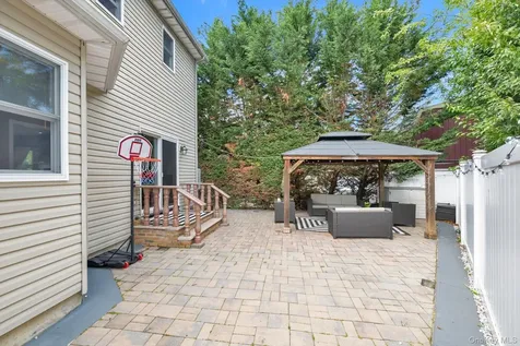 146 Melville Road Farmingdale NY 11735