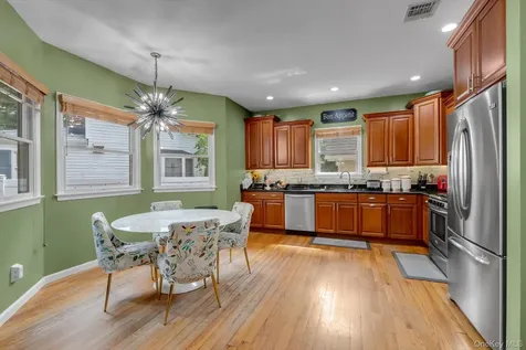 146 Melville Road Farmingdale NY 11735