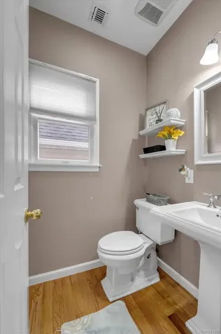 146 Melville Road Farmingdale NY 11735