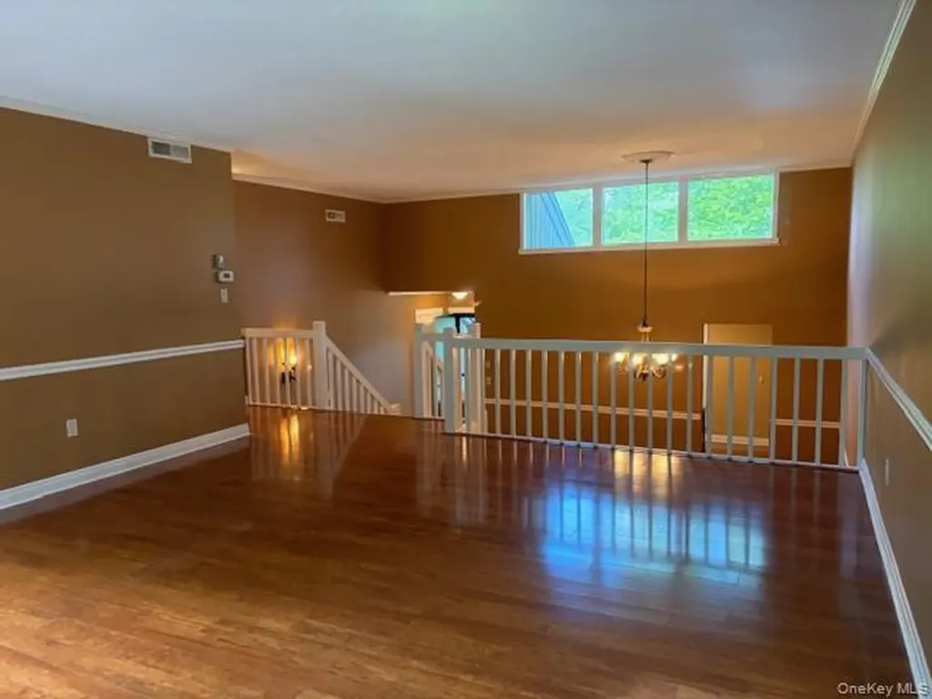374 Heritage Hills Somers NY 10589