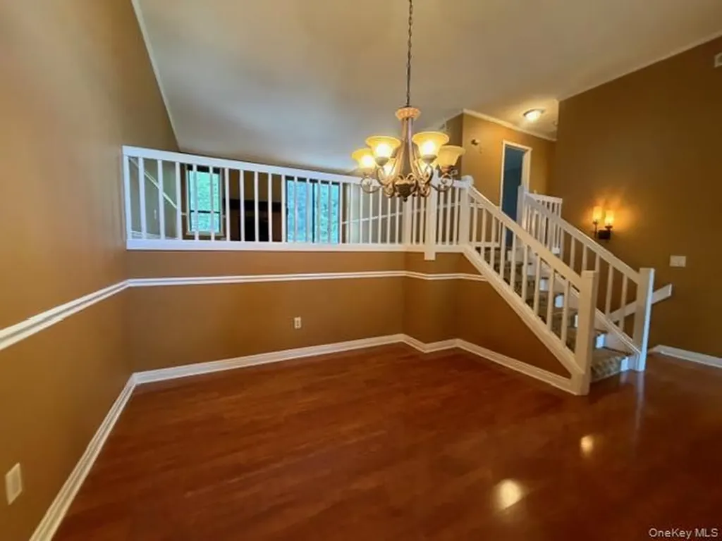 374 Heritage Hills Somers NY 10589