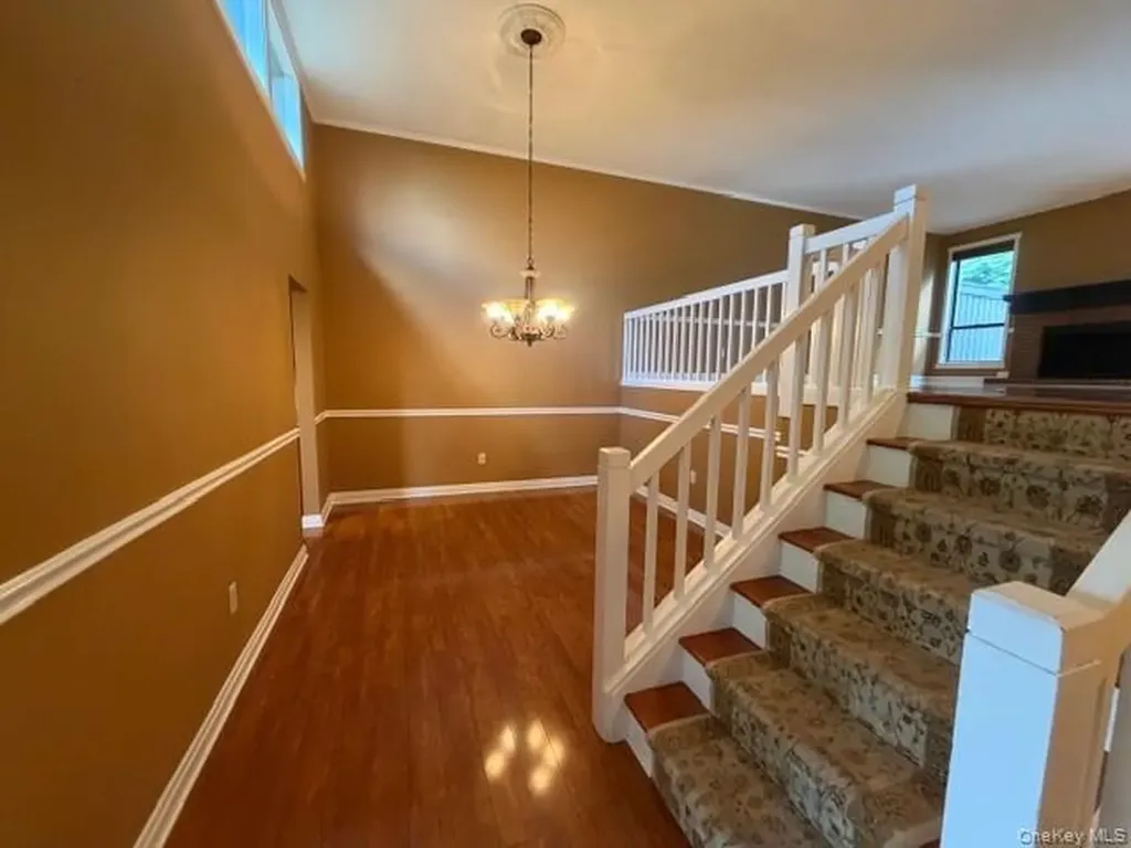 374 Heritage Hills Somers NY 10589