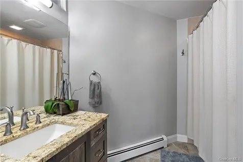 17 Top Of The Ridge Mamaroneck NY 10543