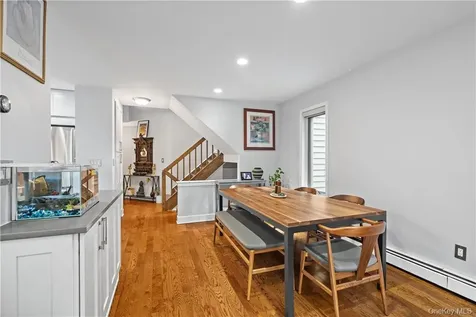 17 Top Of The Ridge Mamaroneck NY 10543