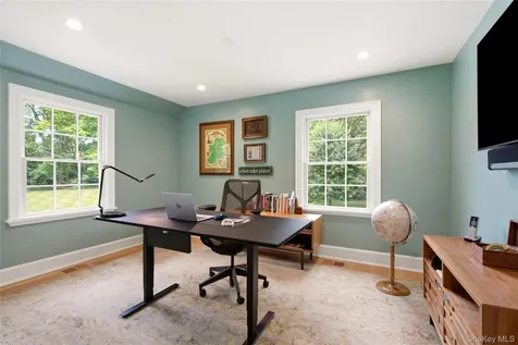 1920 Midlane Muttontown NY 11791